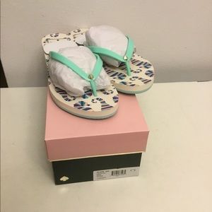 New Kate Spade seahorse print flip flop.